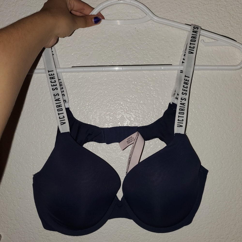 Victorias Secret Tshirt Bra
